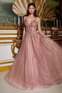 Vestido palo de rosa con velo